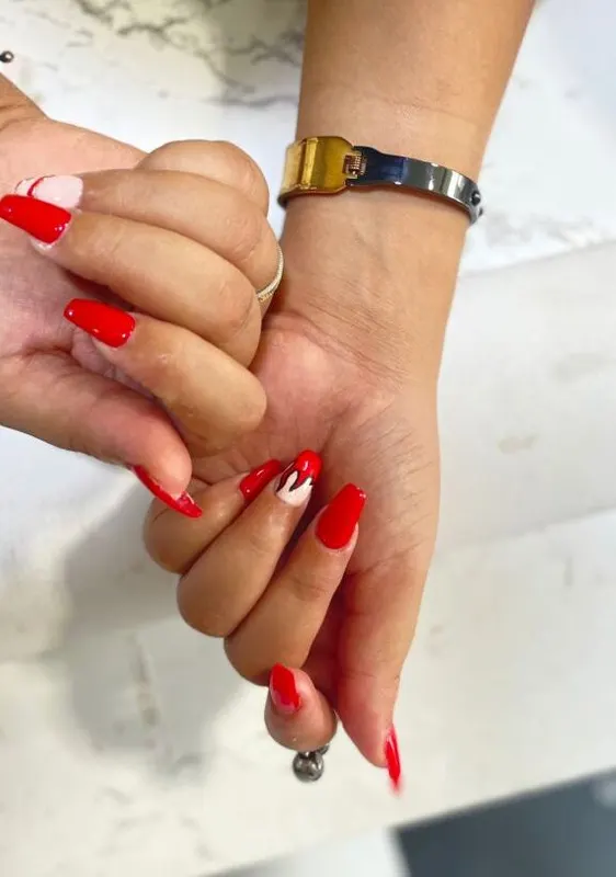 Vernis permanent rouge